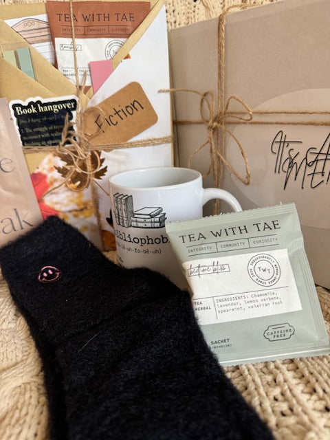 πΈβ¨ Introducing the Itβs About Me Blind Date with a Book Spa Box! β¨πΈ